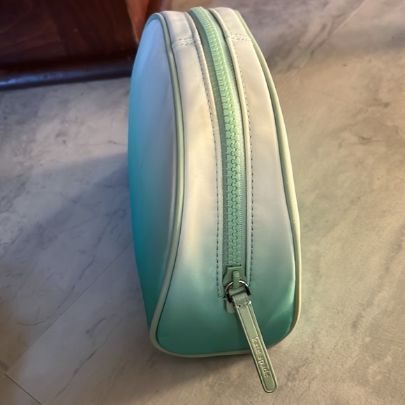 Kate Spade nearly new 2 piece Nylon Travel crossbody& Makeup Bag Ombre Clean - Picture 15 of 15